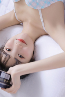 打扑克又痛又叫哔哩哔哩
